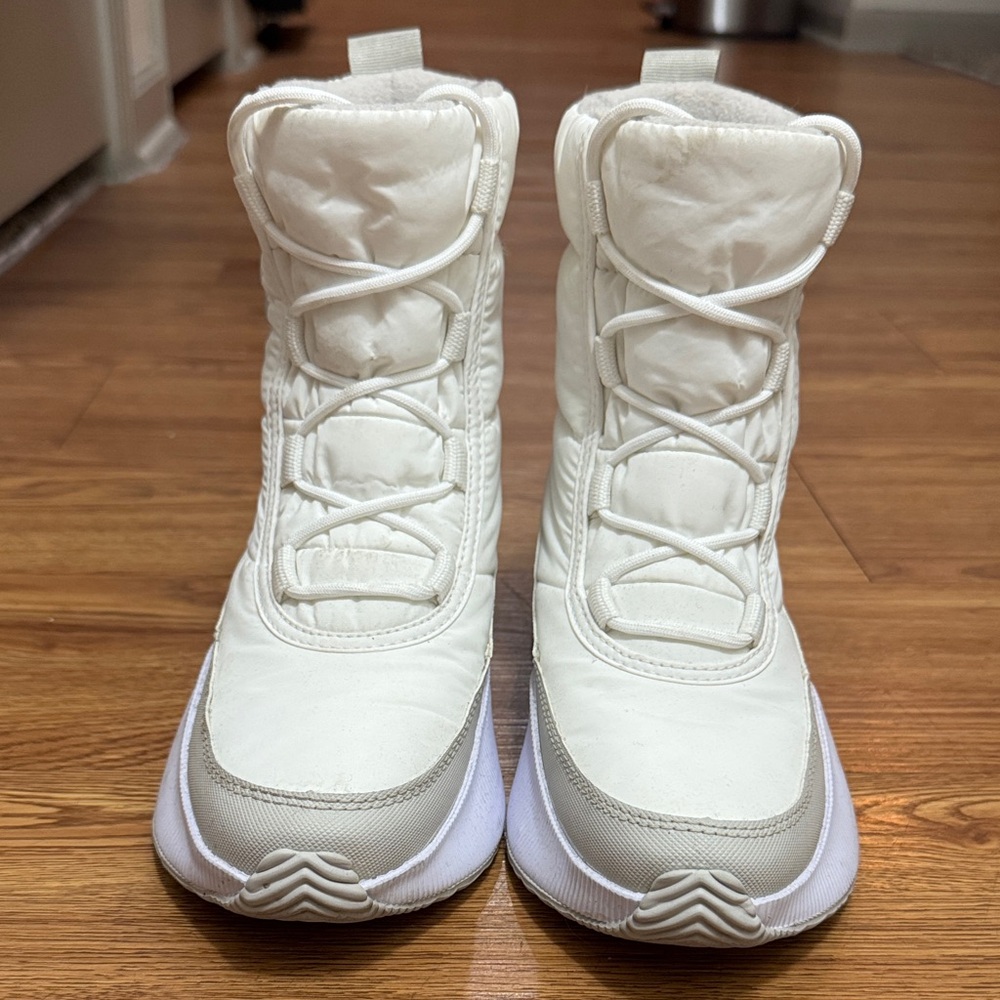 Sorel Women's Winter Boots - White